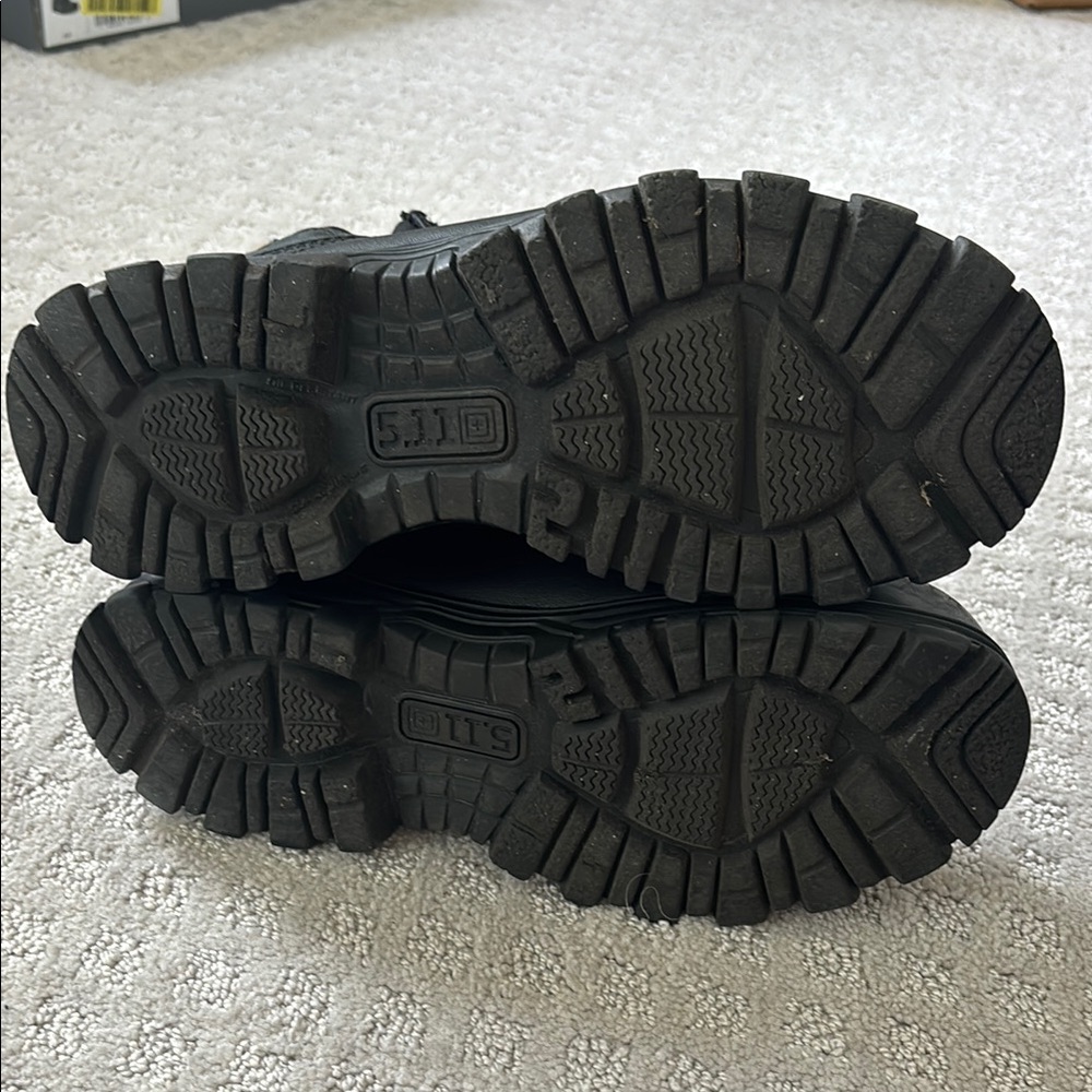 511 Black Steel Toe Boots - Picture 4 of 6